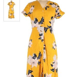 Beautiful floral dress very lightly used.